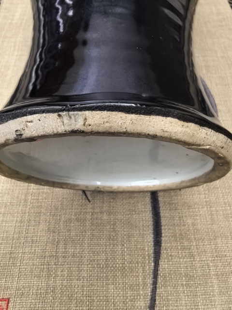 古玩陶瓷清中晚烏金釉大觀音瓶(40+)拍賣，當前價格13888元