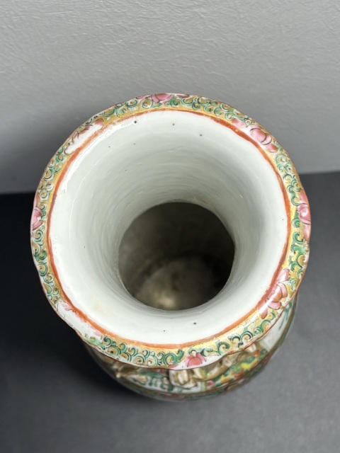 古玩陶瓷清道光·廣彩人物故事紋獅耳花口大瓶拍賣,當前價格1850元