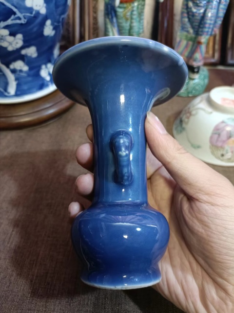 古玩陶瓷晚清祭藍釉花觚拍賣,當前價格4888元