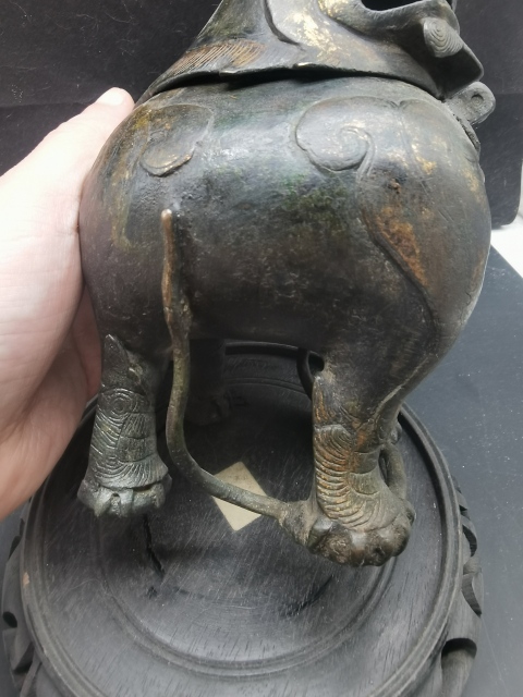 古玩銅器明代 花鎏金甪端銅熏爐拍賣,當前價格28000元