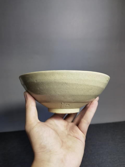 古玩陶瓷【全品】南宋米黃釉刻花碗拍賣,當(dāng)前價格0元