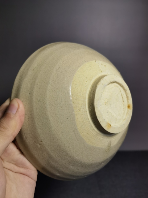 古玩陶瓷【全品】南宋米黃釉刻花碗拍賣,當(dāng)前價格0元