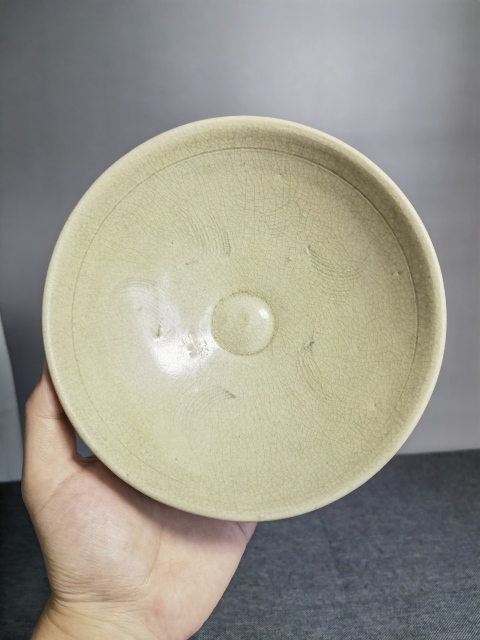 古玩陶瓷【全品】南宋米黃釉刻花碗拍賣,當(dāng)前價格0元