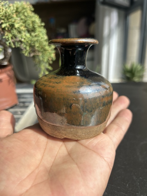 古玩陶瓷元代?耀州窯兔毫釉蘋果尊拍賣，當(dāng)前價(jià)格1600元