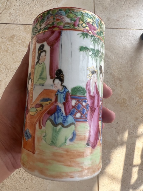 古玩陶瓷咸豐·廣彩人物筆筒拍賣,當前價格5500元