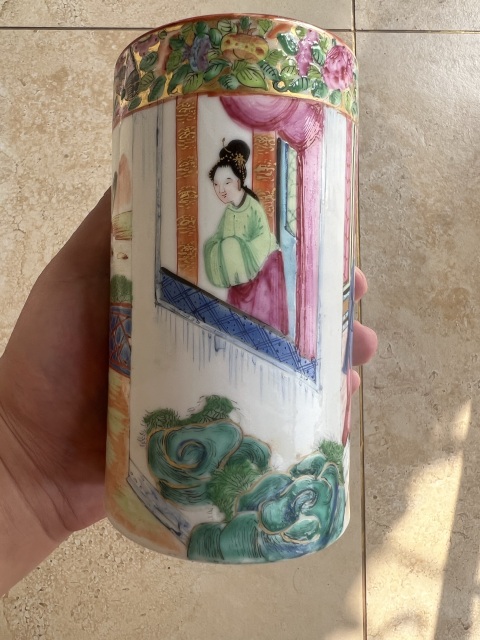 古玩陶瓷咸豐·廣彩人物筆筒拍賣,當前價格5500元