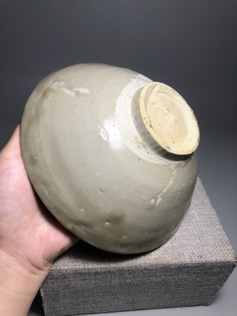 古玩陶瓷（玻璃質感）青釉大碗拍賣，當前價格588元
