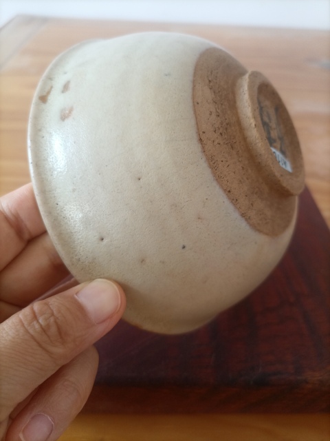 古玩陶瓷清.華寧窯白釉碗120拍賣,當前價格120元