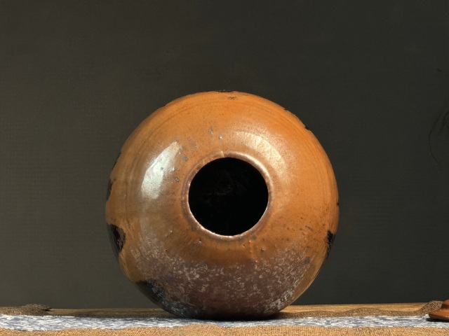 古玩陶瓷磁州窯、東瓜罐拍賣,當(dāng)前價格1800元