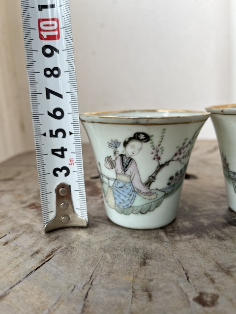 古玩陶瓷名家粉彩仕女馬蹄杯一對拍賣，當前價格1380元