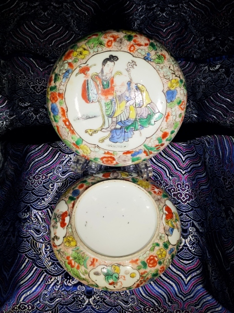 古玩陶瓷【細路五彩精品】清光緒四季花卉開光麻姑獻壽圖蓋盒拍賣,當前價格8900元