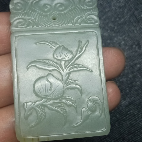 古玩玉器幾十年福壽人物玉牌子拍賣,當前價格3999元