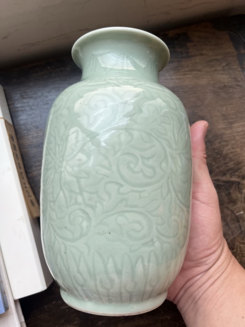 古玩陶瓷青釉燈籠瓶拍賣,當前價格1680元