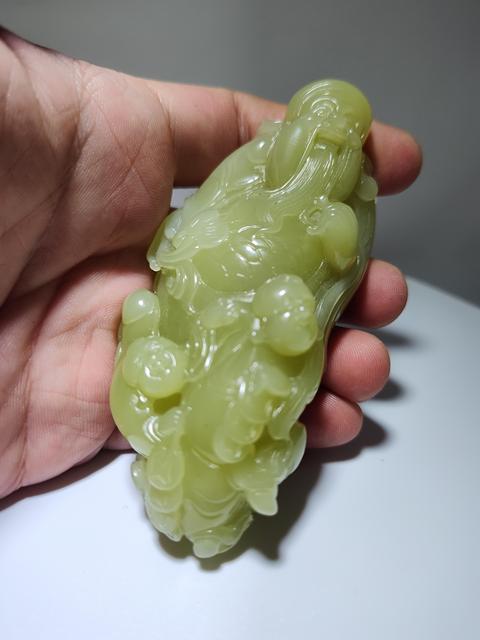 古玩玉器天然新疆和田玉若羌黃口高貨精品財神大手把擺件吊墜品質很高拍賣，當前價格12888元