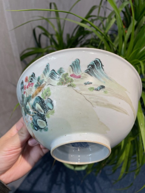 古玩陶瓷清代乾隆粉彩山水碗拍賣，當(dāng)前價格6600元