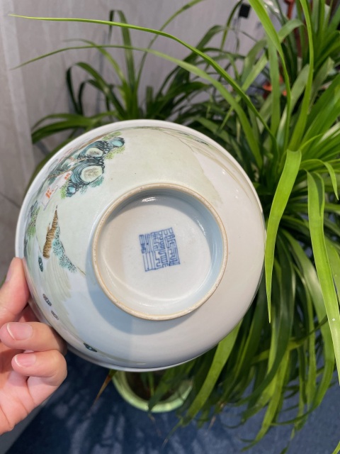 古玩陶瓷清代乾隆粉彩山水碗拍賣，當(dāng)前價格6600元