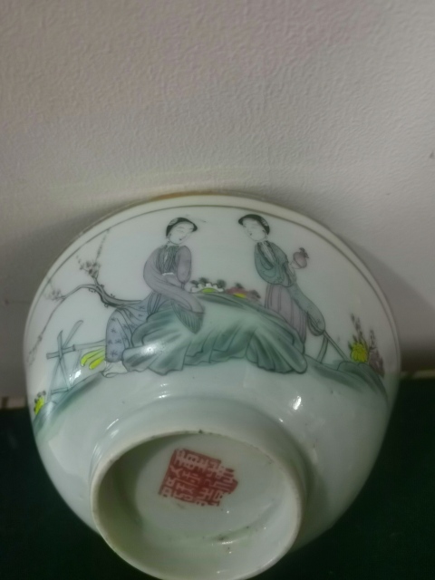 古玩陶瓷民國時期仕女紋粉彩碗拍賣,當前價格560元