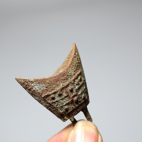 古玩銅器館藏級珍品秦漢乳釘紋編鐘拍賣,當前價格1980元