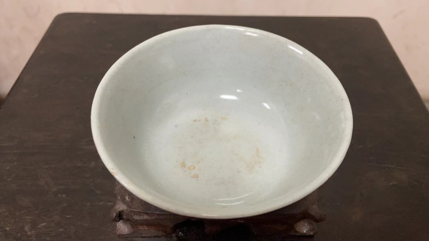 古玩陶瓷霽藍(lán)釉碗拍賣，當(dāng)前價格3980元