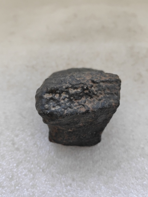 古玩玉器天然隕石料拍賣，當(dāng)前價格580元