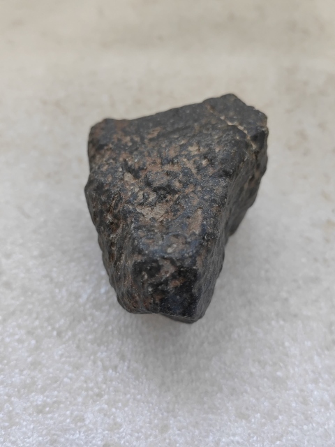 古玩玉器天然隕石料拍賣，當(dāng)前價格580元