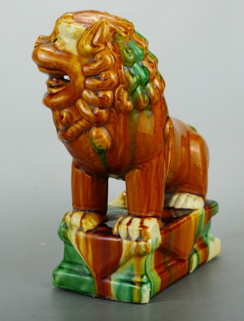 古玩陶瓷精美.清代三彩獅子擺件（文房擺件）拍賣，當前價格800元
