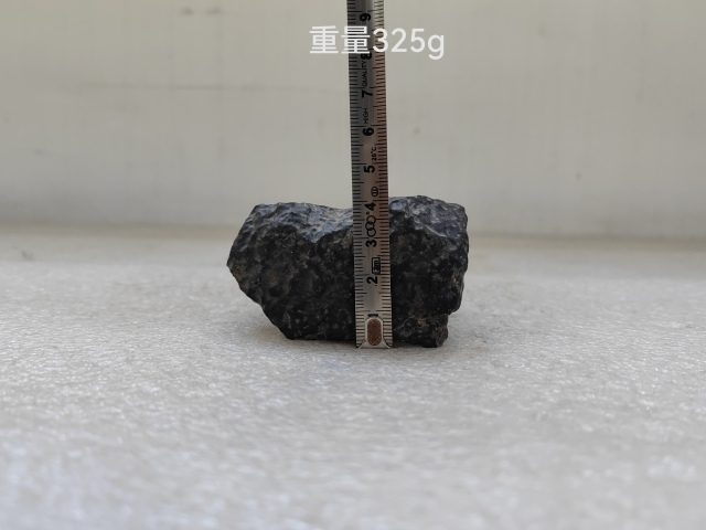 古玩玉器天然隕石料拍賣，當前價格580元