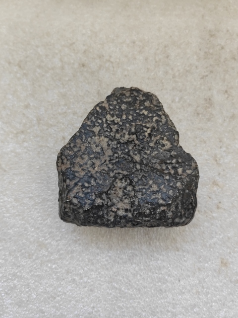 古玩玉器天然隕石料拍賣，當前價格580元