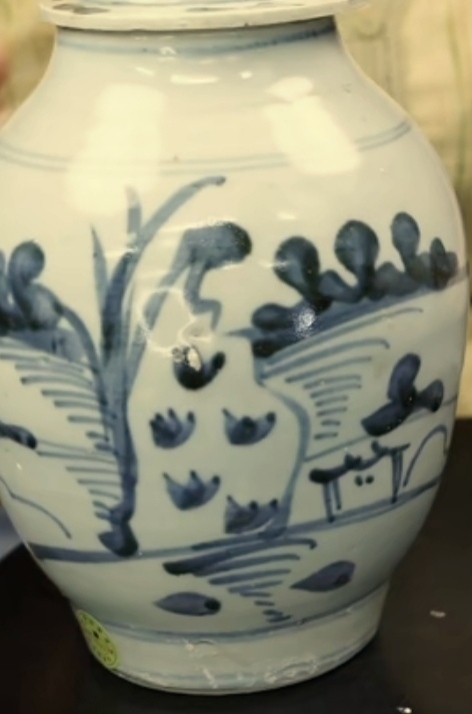 古玩陶瓷清早(或明末)-青花橄欖罐(帶原配蓋)拍賣,當(dāng)前價(jià)格3680元