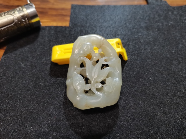 古玩玉器新疆和田玉籽料“喜上眉梢”拍賣，當前價格7800元