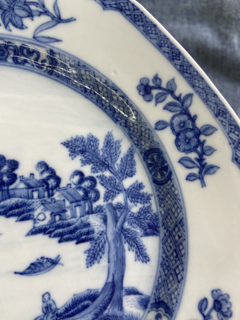 古玩陶瓷乾隆山水紋青花盤拍賣,當前價格5000元
