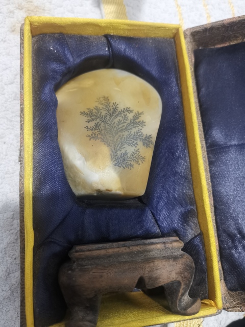 古玩玉器巴林石,水草花觀賞石擺件拍賣,當前價格555元