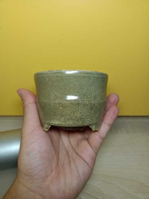 古玩陶瓷元代·龍泉青瓷三足爐拍賣，當前價格6666元