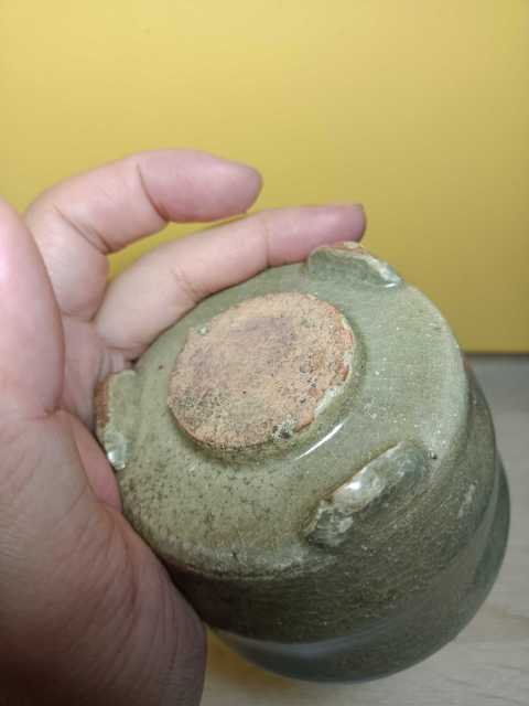 古玩陶瓷元代·龍泉青瓷三足爐拍賣，當前價格6666元