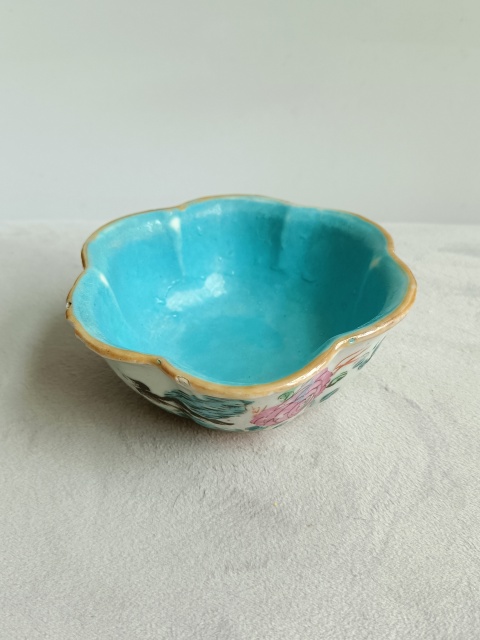 古玩陶瓷粉彩花鳥花卉紋花口貢碗拍賣,當(dāng)前價(jià)格498元