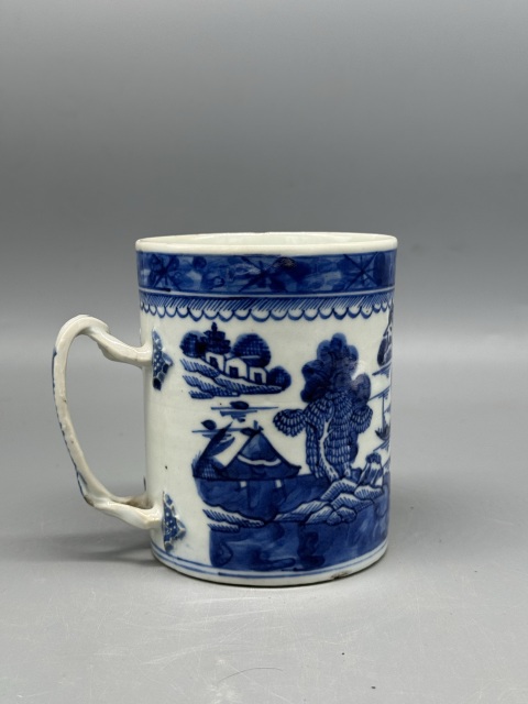 古玩陶瓷樓臺(tái)亭閣山水紋青花執(zhí)杯拍賣,當(dāng)前價(jià)格1287元
