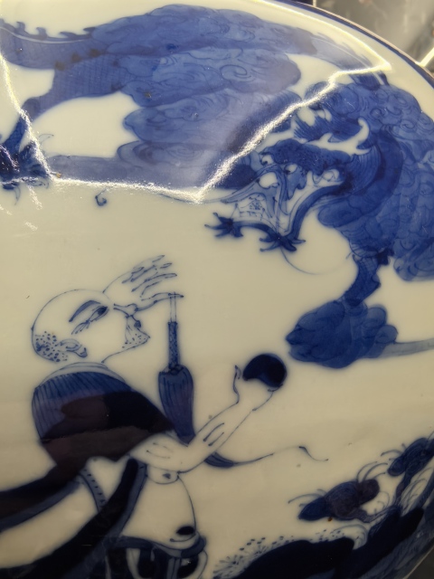 古玩陶瓷灑藍釉開窗青花神仙故事紋將軍罐拍賣,當前價格48888元