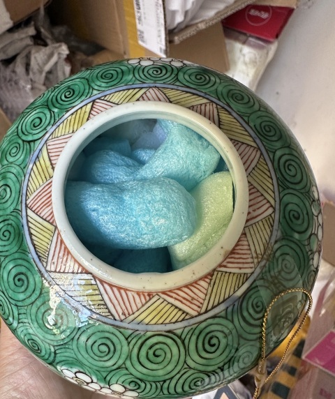 古玩陶瓷素三彩海馬紋茶葉罐拍賣,當(dāng)前價(jià)格2800元
