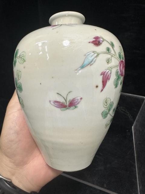 古玩陶瓷清光緒粉彩花鳥紋梅瓶拍賣，當(dāng)前價(jià)格5000元