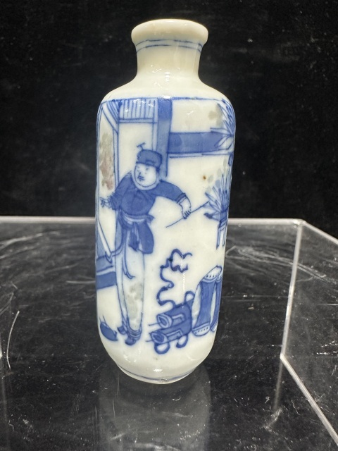 古玩陶瓷清道光青花釉里紅人物鼻煙壺拍賣，當(dāng)前價格8000元