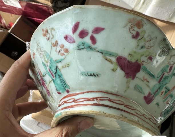 古玩陶瓷粉彩十二花神海棠口貢碗拍賣，當前價格3500元