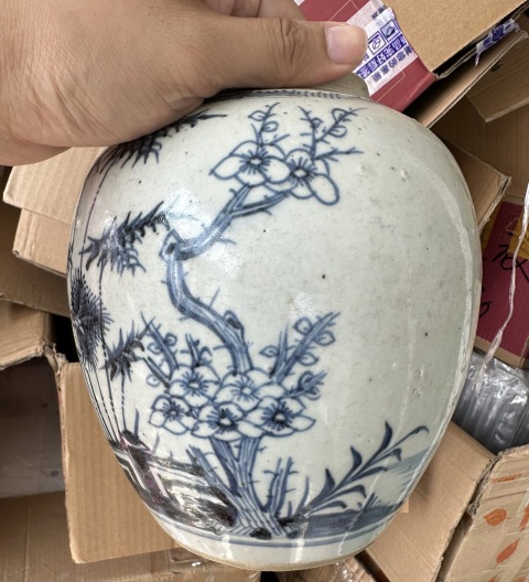 古玩陶瓷青花歲寒三友圖蓋罐拍賣,當前價格4500元