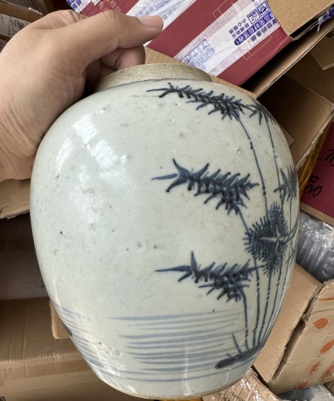古玩陶瓷青花歲寒三友圖蓋罐拍賣,當前價格4500元