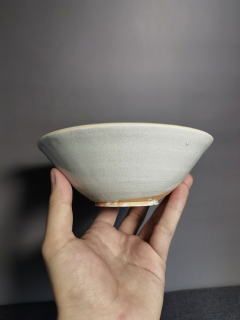古玩陶瓷【釉水發(fā)色都不錯】南宋青白釉出筋面包碗拍賣,當前價格0元