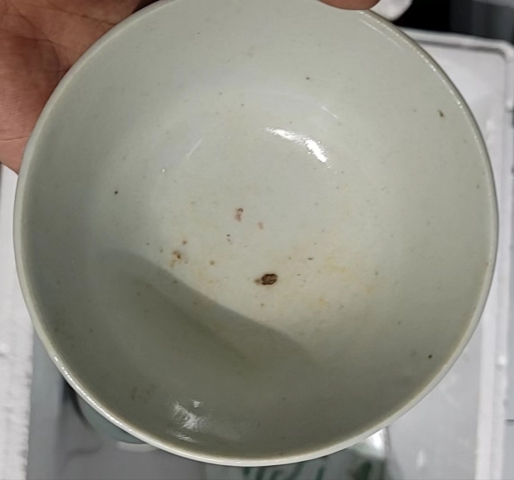 古玩陶瓷晚明紅綠彩嬰戲碗拍賣，當前價格1000元