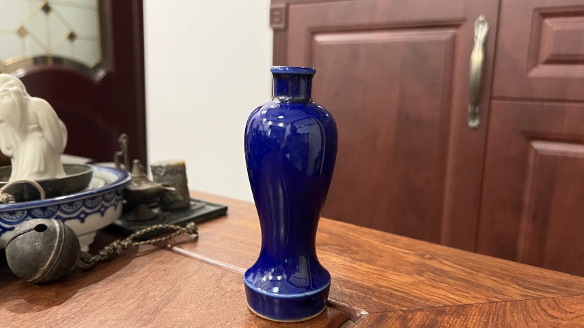 古玩陶瓷清代藍釉梅瓶拍賣,當前價格299元