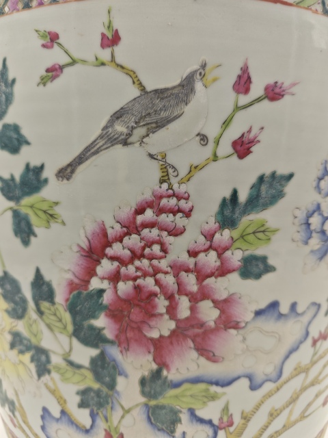 古玩陶瓷粉彩花鳥花卉紋花盆拍賣,當前價格25000元
