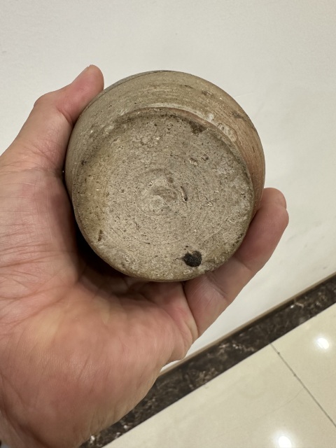 古玩陶瓷隋唐青瓷蒜頭瓶；拍賣，當(dāng)前價(jià)格28888元