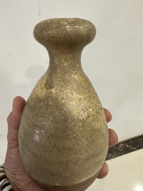 古玩陶瓷隋唐青瓷蒜頭瓶；拍賣，當(dāng)前價(jià)格28888元