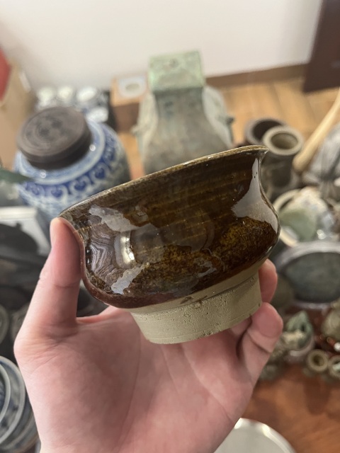 古玩陶瓷明代褐釉香爐拍賣,當(dāng)前價(jià)格399元